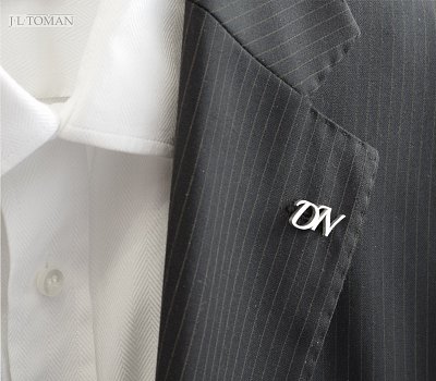 Stříbrné manžetové knoflíčky s monogramem DN č. 13 vyrobené na zakázku podle grafického návrhu