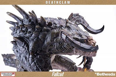 Fallout Statue 1/4 Deathclaw 71 cm - Severely damaged packaging