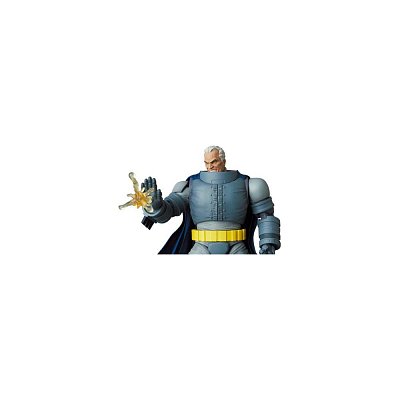 Batman - Die Rückkehr des Dunklen Ritters MAF EX Actionfigur Armored Batman 16 cm