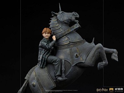 Harry Potter Deluxe Art Scale Statue 1/10 Ron Weasley at the Wizard Chess 35 cm