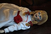 The Conjuring Universe Retro Actionfigur Annabelle 20 cm