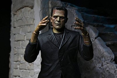 Universal Monsters Actionfigur Ultimate Frankensteins Monster (Color) 18 cm