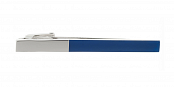 Moderní spona na kravatu v modré a stříbrné barvě v délce 55 mm
