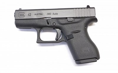 Pistole Glock 42 r.9mm Browning