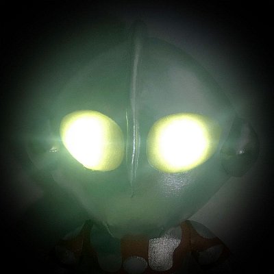 Ultraman Plüschfigur mit Leuchtfunktion Ultraman 25 cm