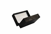 Luxusní černé manžetové knoflíčky osazené facetovaným kruhovým drahokamem onyx