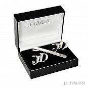 Luxusní set stříbrných manžetových knoflíčků s monogramem a spony na kravatu s rytinou