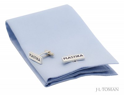 Stříbrné manžetové knoflíčky s firemním logem Plastika vyrobené na zakázku