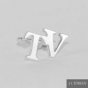 Stříbrné manžetové knoflíčky s monogramem TV vyrobené na zakázku