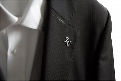 Luxusní set manžetových knoflíčků a ozdoby do klopy s monogramem ZC č.7 vyrobené na zakázku